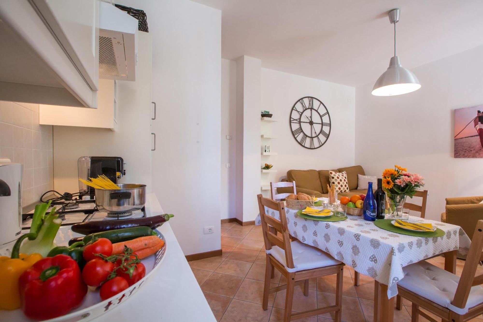 Casa Al Prato Apt. A 瓦伦纳 外观 照片
